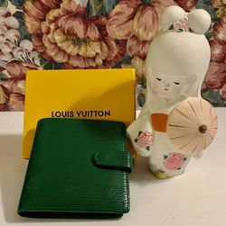 Authentic Louis Vuitton Epi Wallet