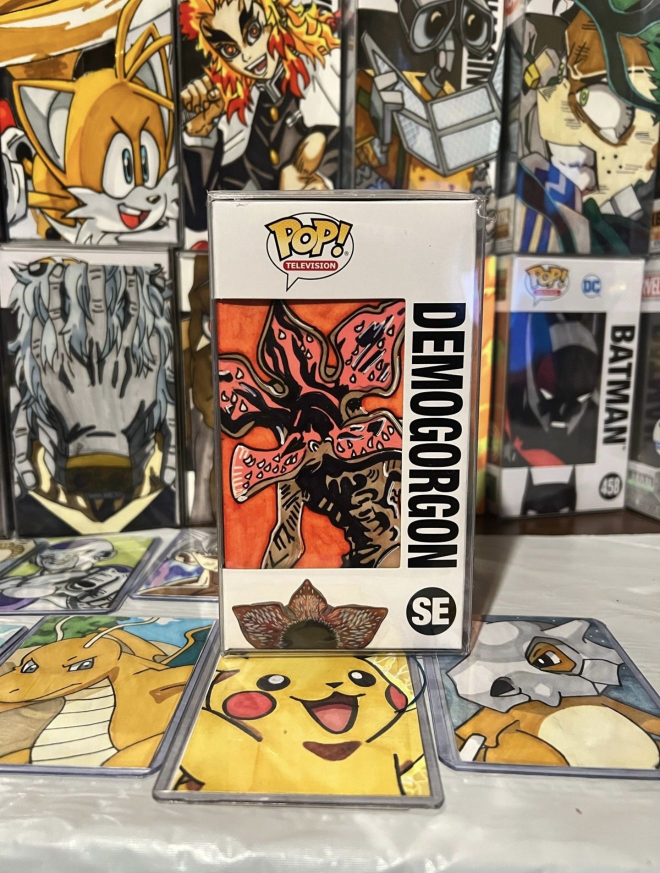 Stranger Things Hall H demogorgon (white) Custom art Funko Pop! SE (UV REACTIVE)