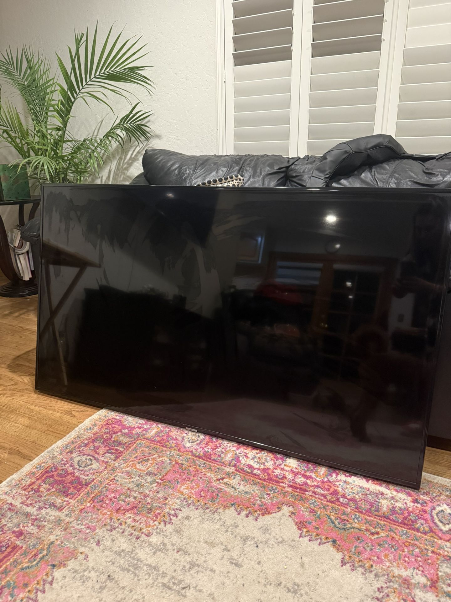 Samsung 65” 4K UHD Smart TV 