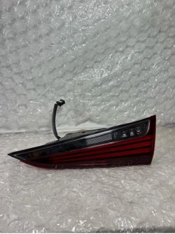 2019 2020 2021 2022 2023 2024 LEXUS ES ES350 RIGHT SIDE INNER TAIL LIGHT OEM