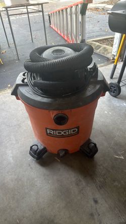 RIDGID 16-gallon wet/dry vac