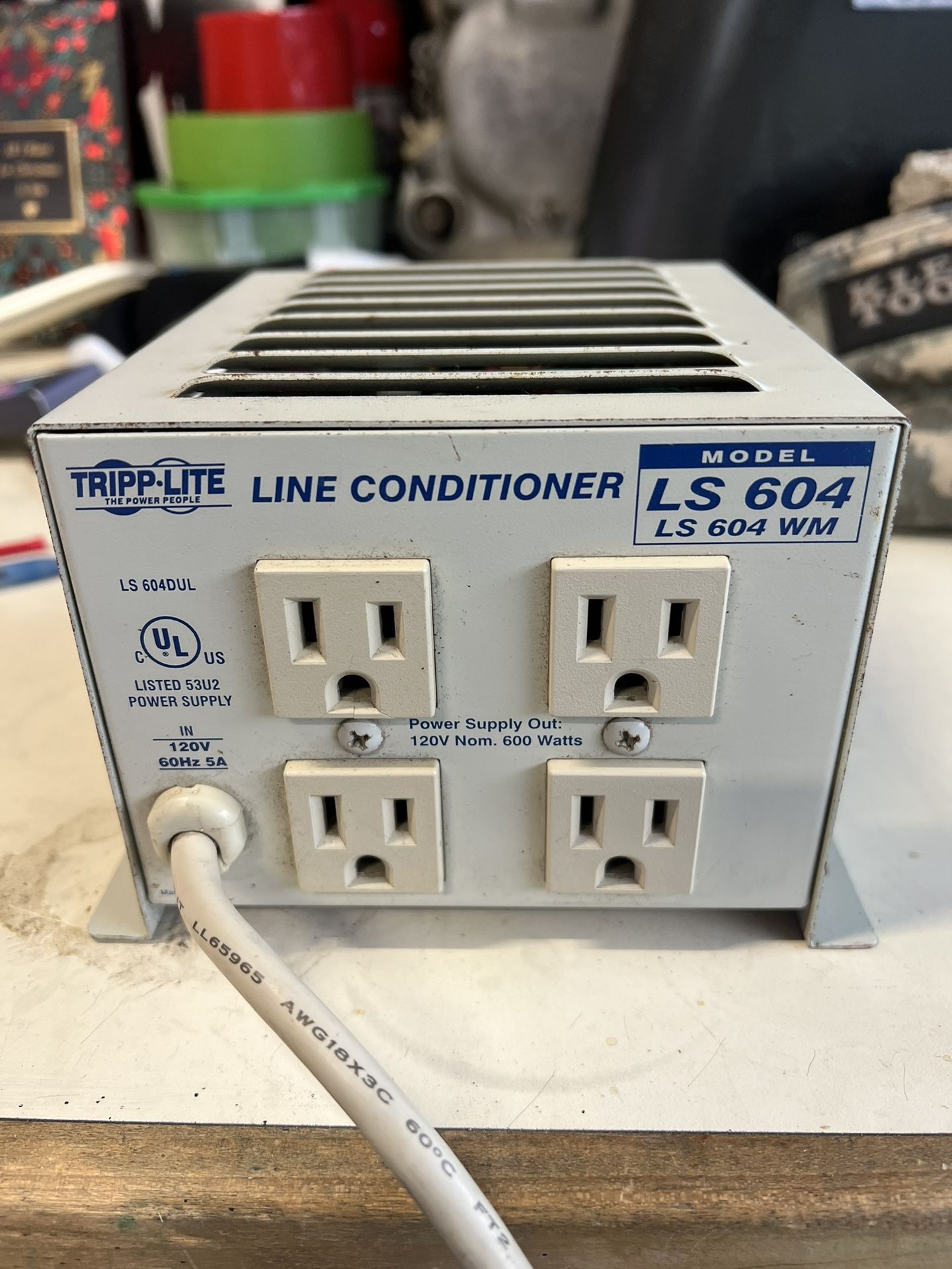 Tripp Lite Line Conditioner Ls 604