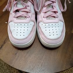 Girls Nike Court Shoes  size 4y