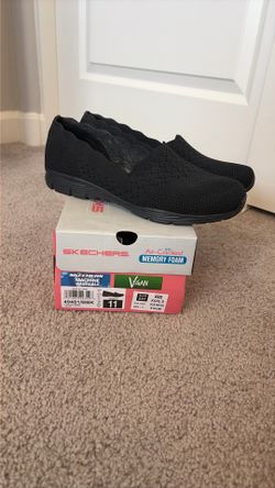 Sketchers Black Slip Ons Like New Women’s Size 11