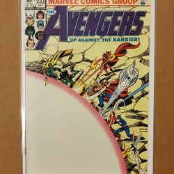 Avengers #233 VF/NM Fantastic Four Appearance Marvel Comics 1983 Bagged Boarded 