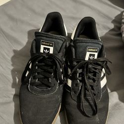 Adidas Size 10 Low
