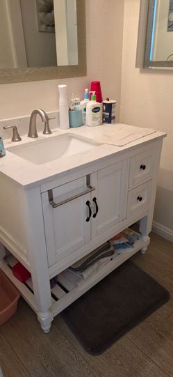 Bathroom vanity