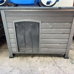 Small Dog House 