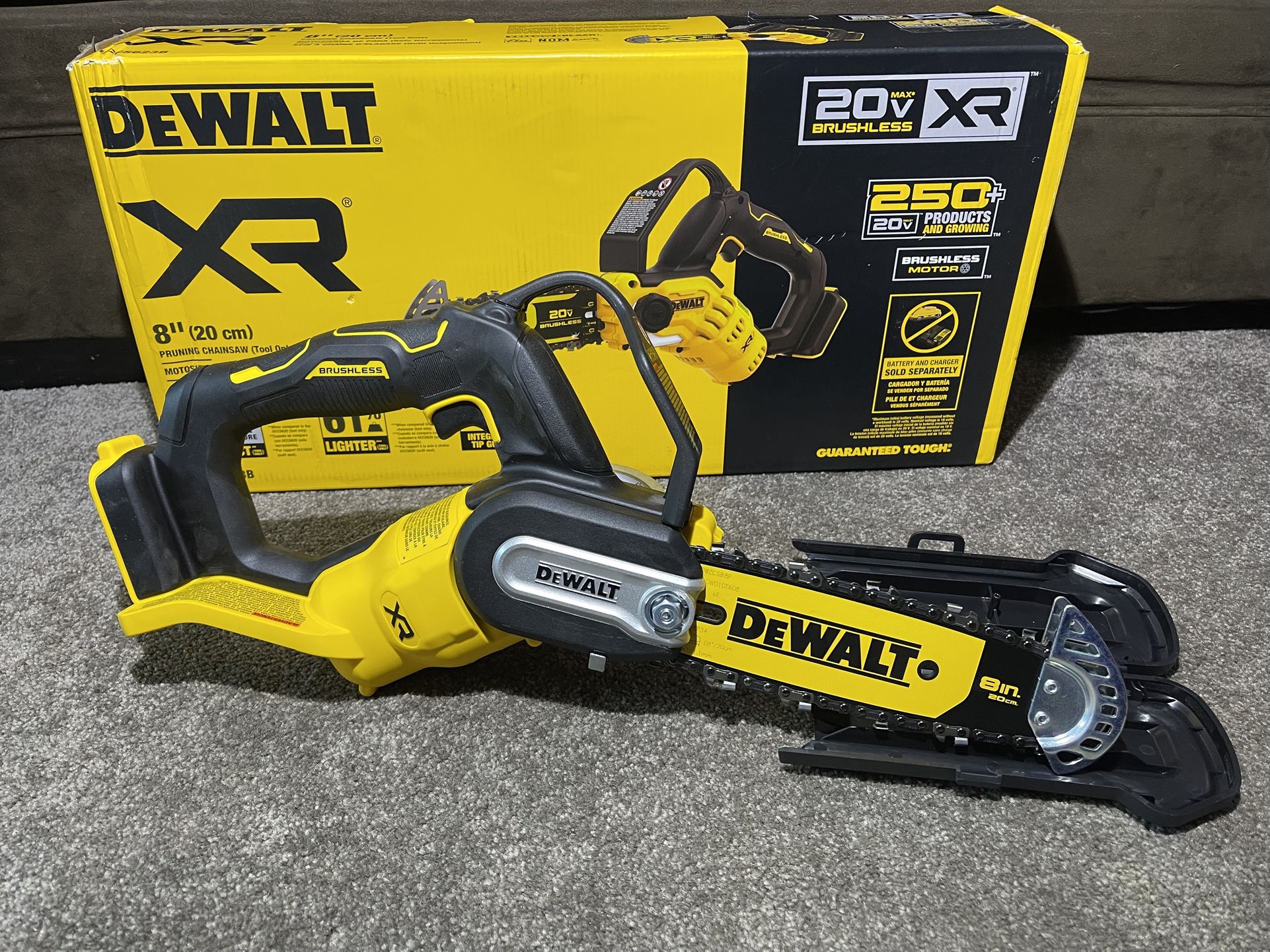 DEWALT 20V MAX 8” Brushless Cordless Pruning Chainsaw (Tool Only)