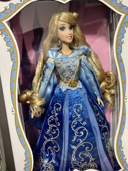 Disney Store Limited Edition 17 Aurora Sleeping Beauty Doll NIB for Sale  in Miami, FL - OfferUp
