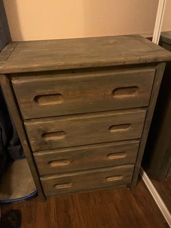 Full size bedroom set