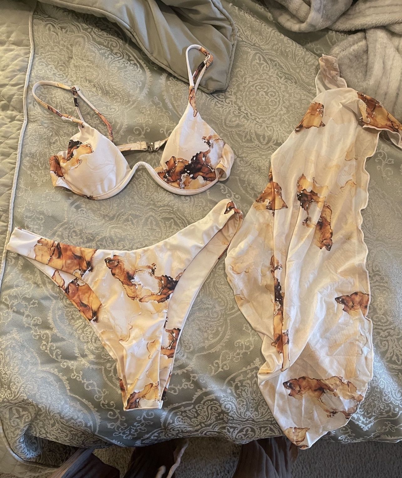 3 Pc Marble Bikini Medium Top Large Bottom
