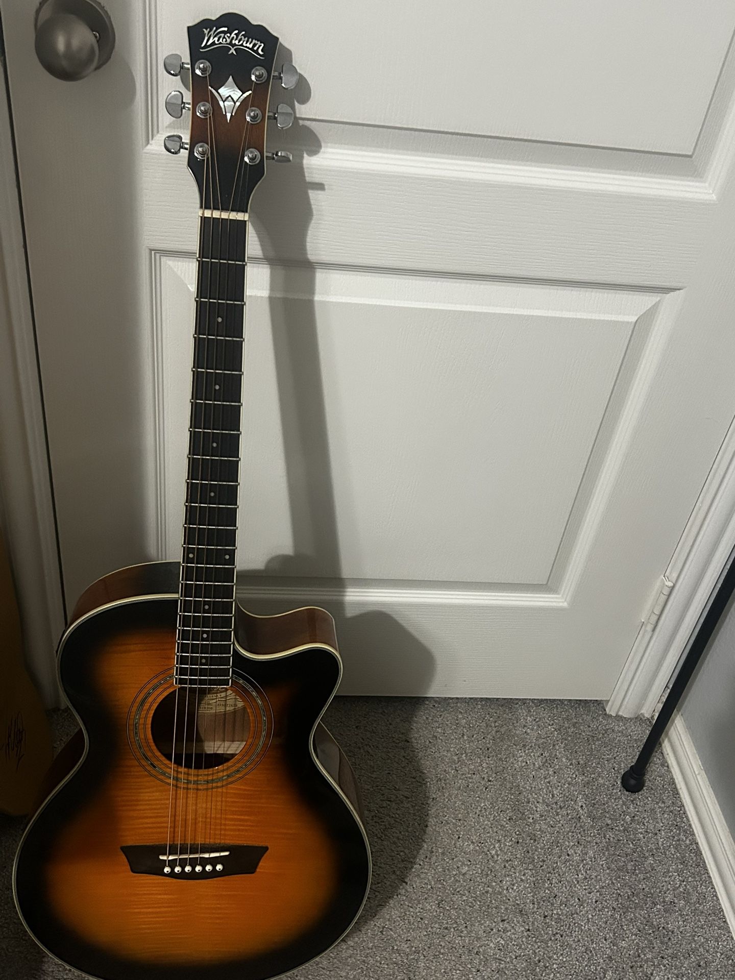 Washburn Electric Acoustic Guitar W/ Case