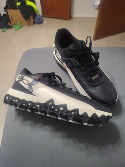 UA Harper 10 Pro Baseball cleats
