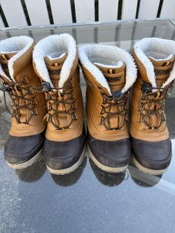 Snow Boots