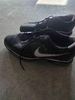 Golf spikes
