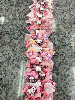 Hello kitty bows