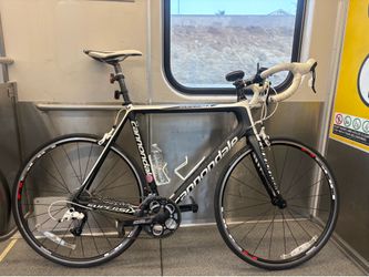 Cannondale SuperSix EVO Carbon Fiber Road Bike 58cm  Shimano
