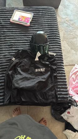 Costume