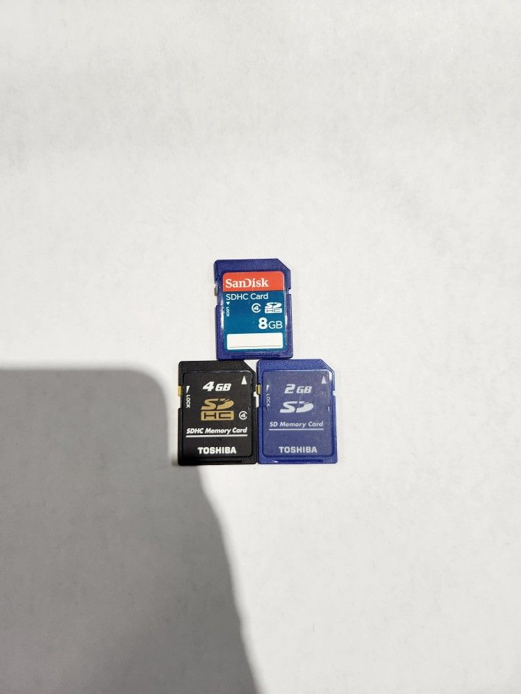 Assorted Full-Size SD Cards