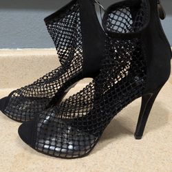 Women's Mesh Ankle High Heels. Size 7. New