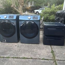 Samsung Washer And Dryer Set