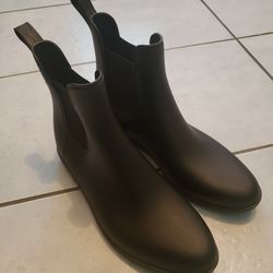  Lightweight Rain Boots (women's size 11)