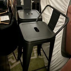 4 Black Bar Stool Chairs 