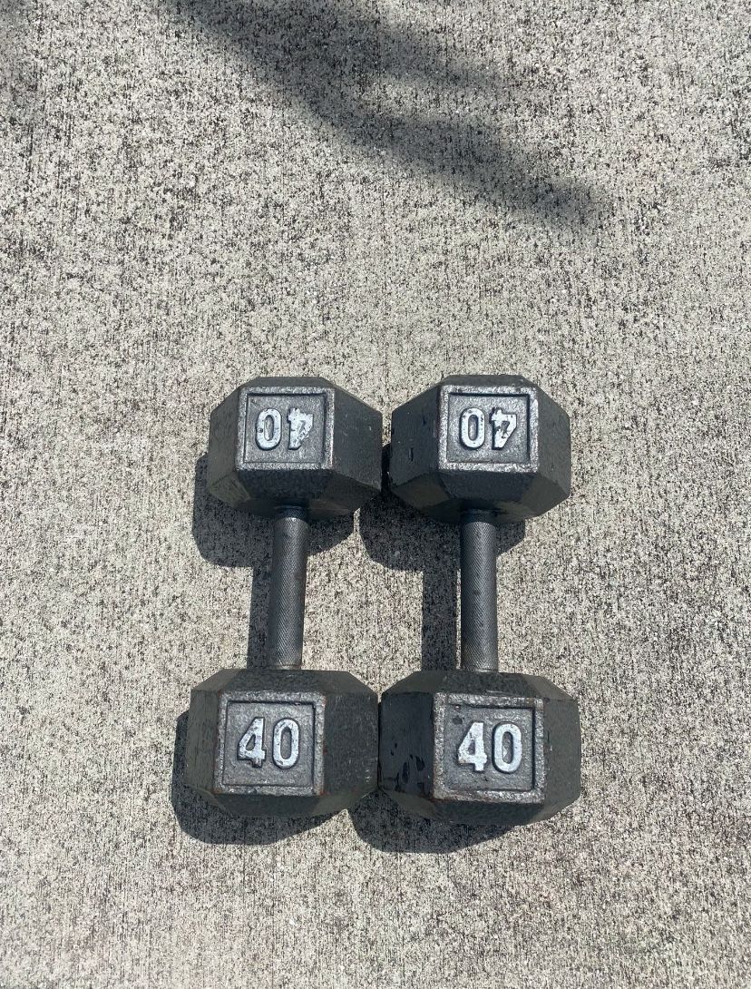 Dumbell (steel)