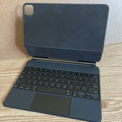 Apple Magic Keyboard For iPad Pro 11” 1st / 2nd / 3rd / 4th generation and Air 10.9 / 11” M1 / M2 / M3