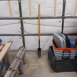 Razor-Back 4" Wide  Trencher