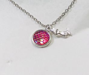Round pink mermaid scale necklace