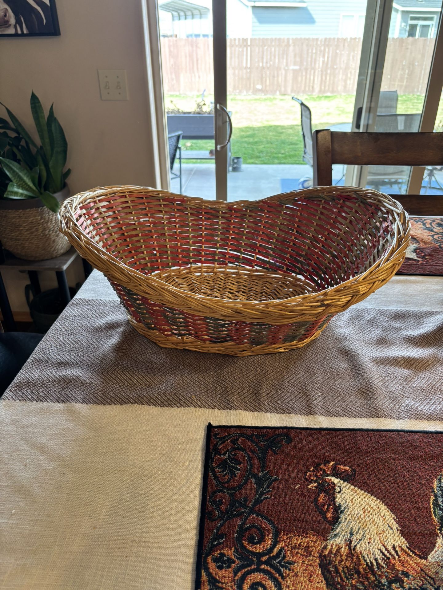 Wicker basket