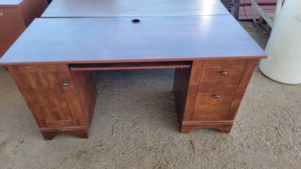 Wood Computer Desk