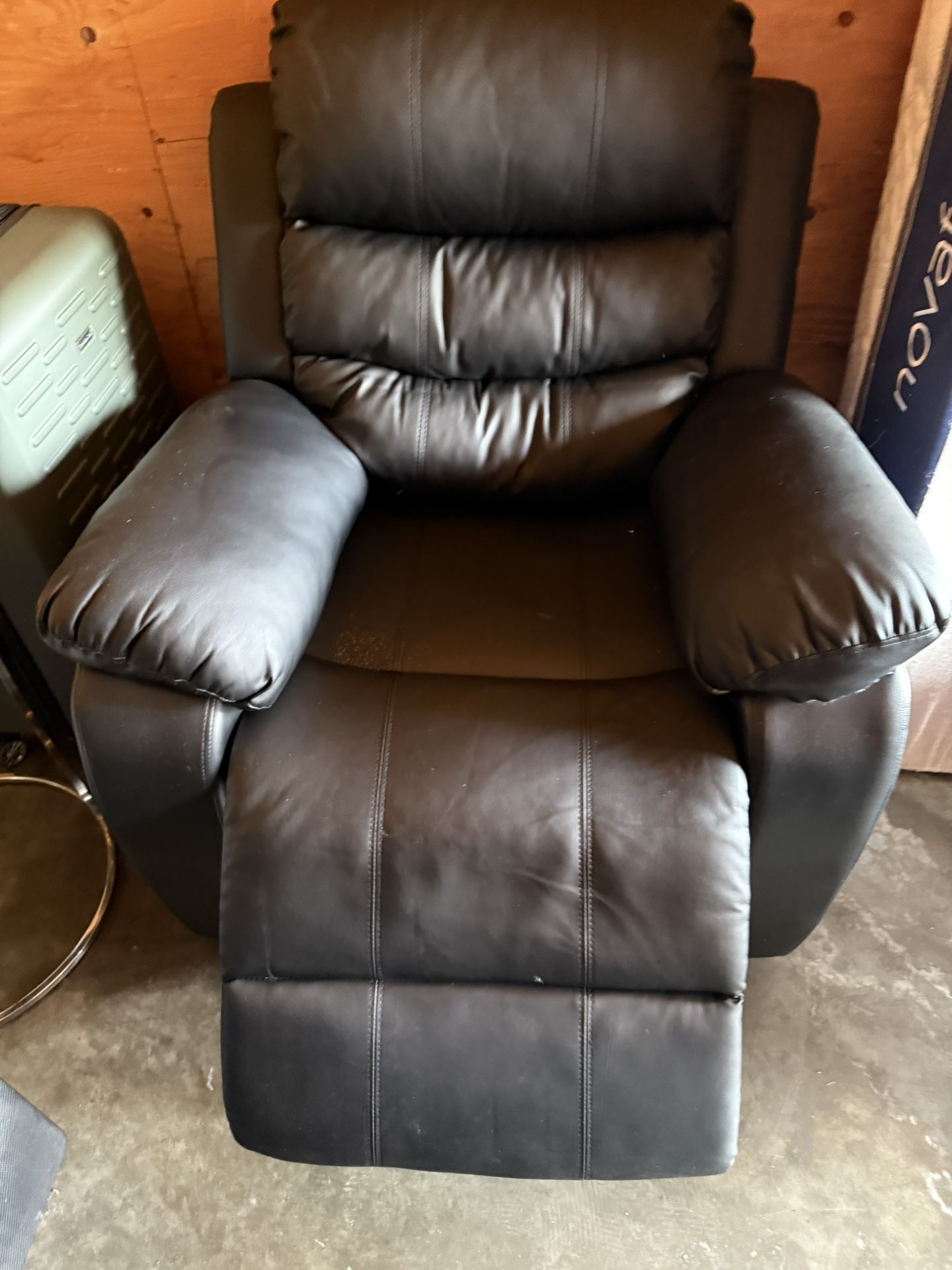 3-Piece Black Leather Reclining Couch Set – All Recline!