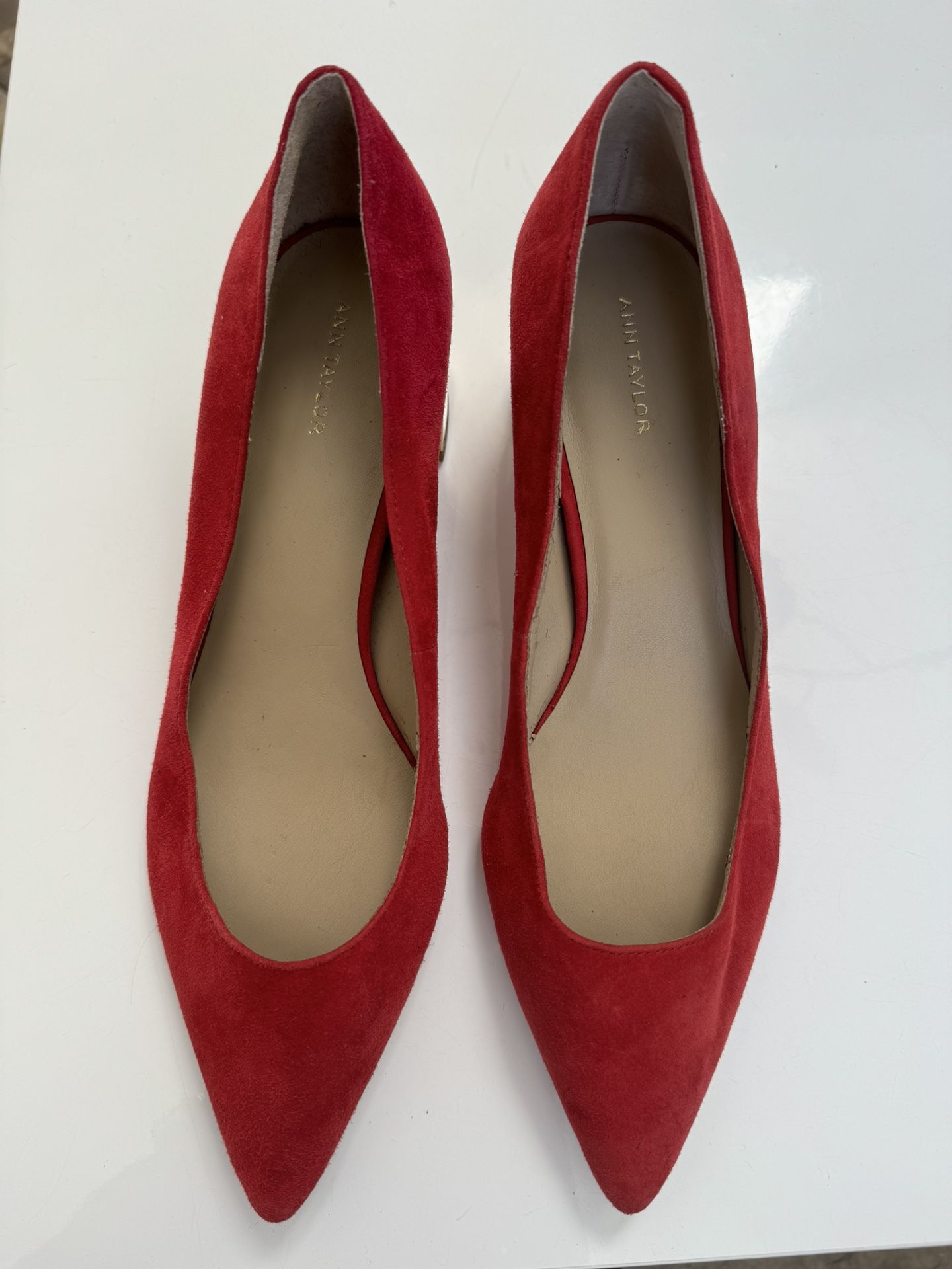 Ann Taylor Red Leather / Gold Heel Pumps