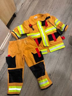 Costume $5