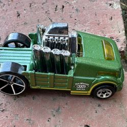 Hot Wheels Crate Racer