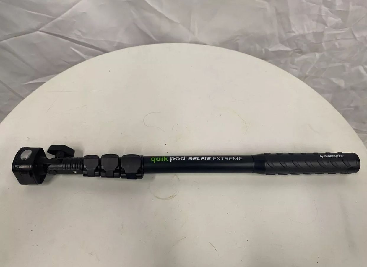 Quickpod Sport Pro Selfie Stick (Black) USED