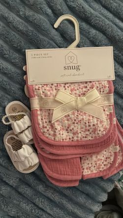 Baby girl shoes and clothing