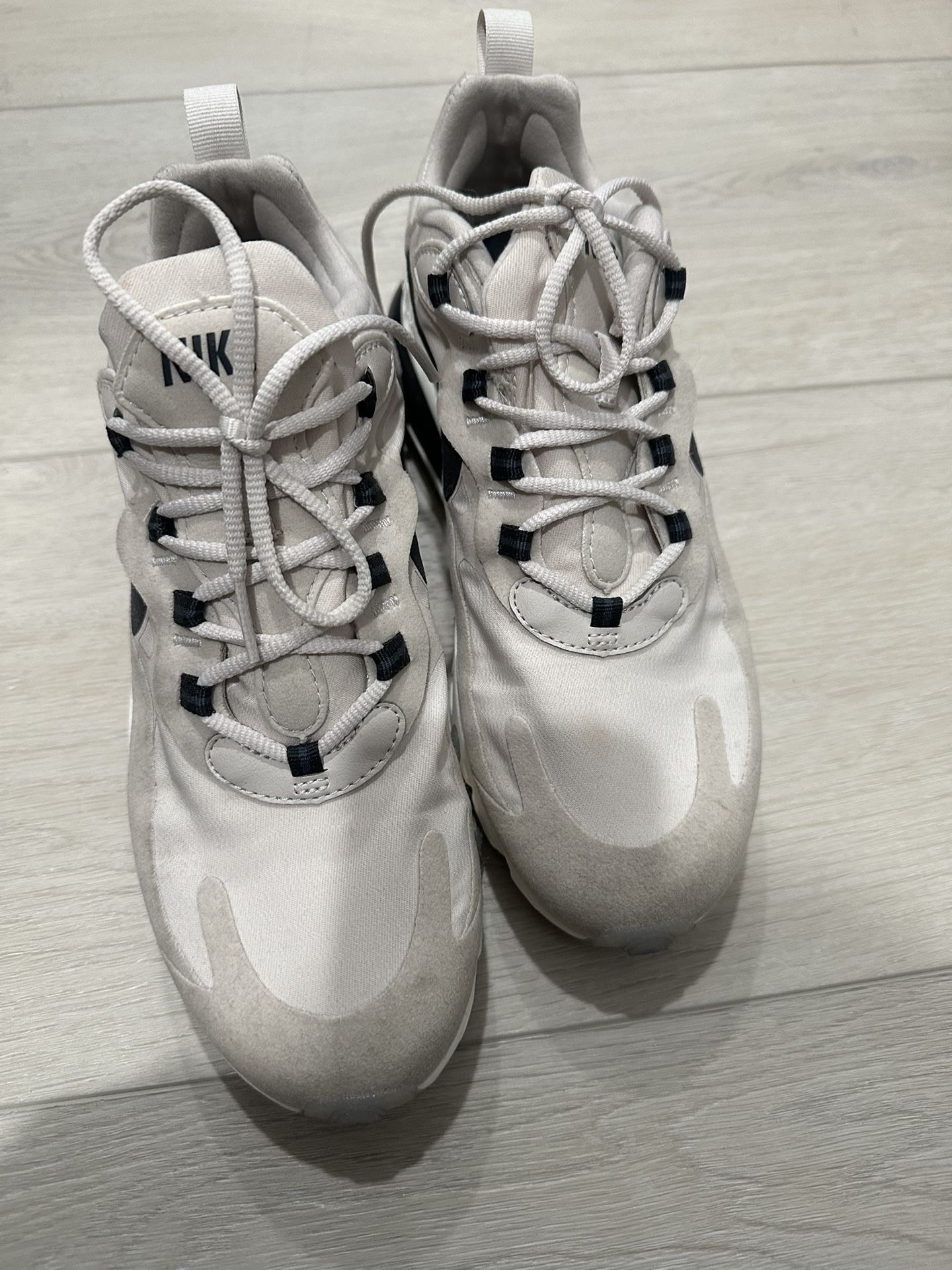 Airmax Women’s 8.5