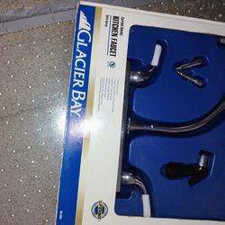 New Open Box Kitchen Faucet Pickup Only Cash 