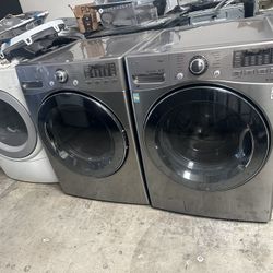 LG Set Washer And Gas Dryer
