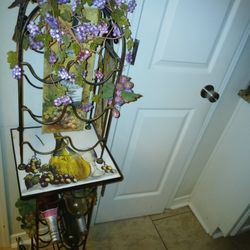 Grapes Table/ Wine Rack