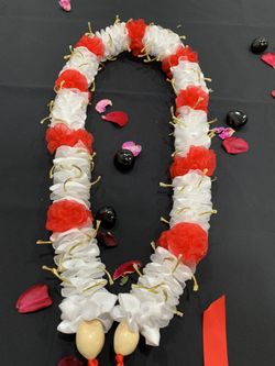 Custom Ribbon Lei