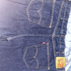 Levi 550 42x32 dark jeans