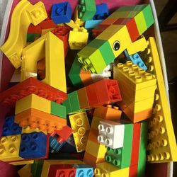 Lego Duplo Bricks