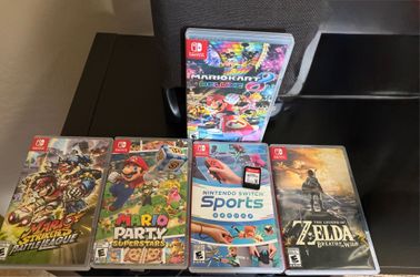 Nintendo Switch OLED Bundle - Excellent Condition