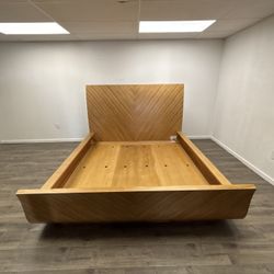 Caracole Chevron King Bed