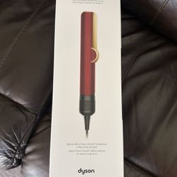 Dyson 